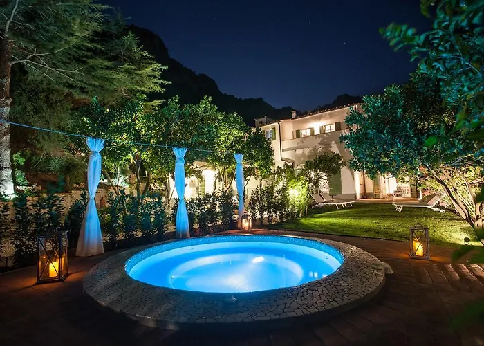 לינה וארוחת בוקר Il Casale Di Monserrato 4*