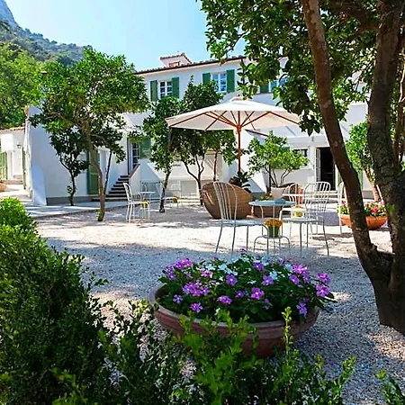 Il Casale Di Monserrato 4* ポルト・アッズッロ